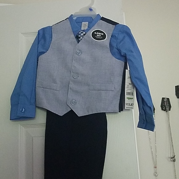 4 piece outfit - Picture 1 of 1